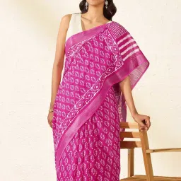 Taneira Pink Printed Saree With Unstiched Blouse image 4