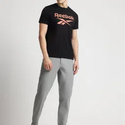 Reebok Black Regular Fit Printed T-Shirt image 4