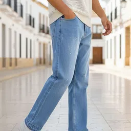 Bewakoof Men Straight Fit Mid-Rise Light Fade Jeans-picture-29