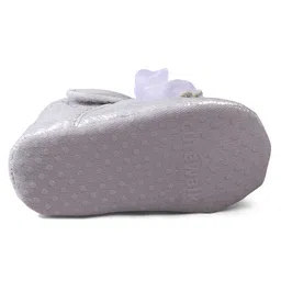 Cute Walk by Babyhug Velcro Closure Booties with Bow Applique - Silver image 5