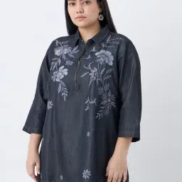 Diza by Westside Charcoal Floral Embroidered Cotton-Blend Tunic-image-7