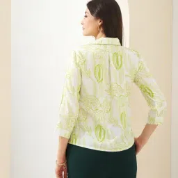 Latin Quarters White Printed Top image 2