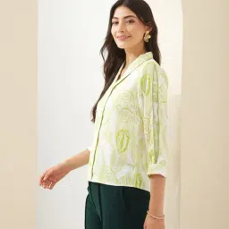 Latin Quarters White Printed Top image 3