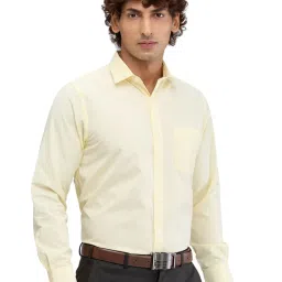 Park Avenue Yellow Regular Fit Shirt image 4