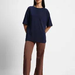 Bewakoof Drop-Shoulder Sleeves Oversized T-shirt image 5