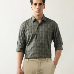 Arrow New York Green Cotton Slim fit Geometric Casual Shirt-picture-47