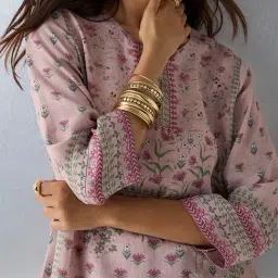 Zuba by Westside Lilac Floral Printed A-Line Kurta image 4