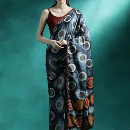 Sangria Geometric Printed Saree With Blouse Piece-image-47