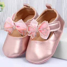Cute Walk by Babyhug Booties With Bow Applique - Pink-picture-21