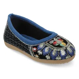 SHOES FOR JUNIORS Sequins Embellished Threadwork Detailed Ballerinas - Navy Blue image 3