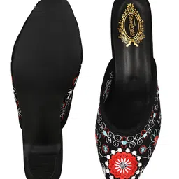 Shoetopia Floral Embroidered Pointed Toe Block Heels - Black image 5