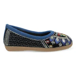 SHOES FOR JUNIORS Sequins Embellished Threadwork Detailed Ballerinas - Navy Blue image 5