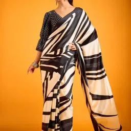 Saree Mall White Printed Sarees With Unstitched Blouse-picture-16