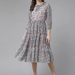 The Roadster Lifestyle Co Floral Printed Tie-Up Neck Tiered Midi Dress-image-53