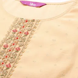 Libas Peach Embroidered Straight Kurta image 4