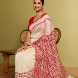 Taneira Off White Cotton Silk Printed Saree With Unstitched Blouse image 4
