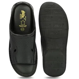 Hitz Men's Black Casual Sandals image 4