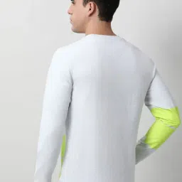 Peter England White Cotton Slim Fit Colour Block Sweatshirt image 2