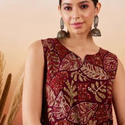 Inweave Maroon Printed Top image 4