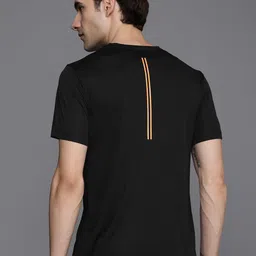 HRX by Hrithik Roshan Brand Logo Printed Rapid-Dry Antimicrobial Training T-shirt image 3