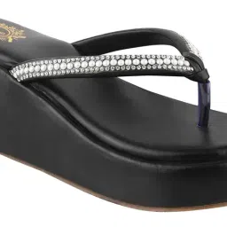 Shoetopia Women's Black Thong Wedges image 5