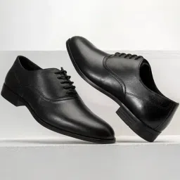 Red Tape Men's Black Oxford Shoes-picture-39
