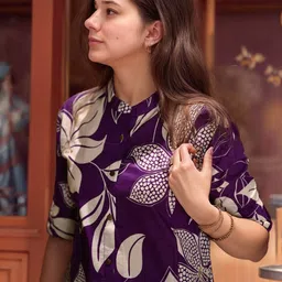 Moda Rapido Floral Printed Mandarin Collar Straight Kurta With Trousers image 2