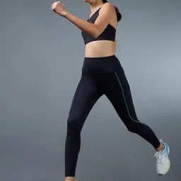 CULT Women's Black Pace Up Running Tights image 2