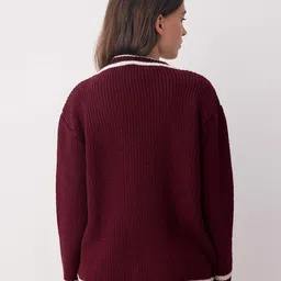 Trendyol V-Neck Cardigan image 2