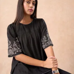 Marigold Lane Black Regular Fit Embroidered Top image 4