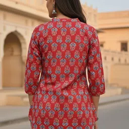 THE FAB FACTORY Floral Print Cotton Top image 3