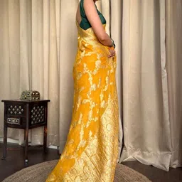 CANIZZARO Woven Design Zari Jacquard Silk Banarasi Saree image 5