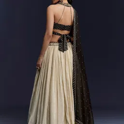 KALKI Fashion Embellished Sequinned Ready to Wear Lehenga & Blouse With Dupatta image 3