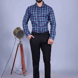 Tanip Men Comfort Sheer Checked Casual Shirt image 4