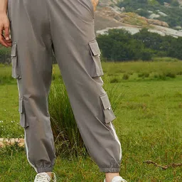 Campus Sutra Men Comfort Relaxed Fit Cargos Trousers-picture-24