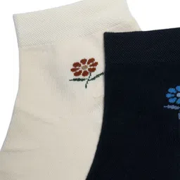 N2S NEXT2SKIN Women Pack Of 5 Patterned Cotton Ankle Length Socks image 3