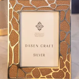 AARVI DECOR STUDIO Brown & Gold-Toned 1 Pieces Metal Table Photo Frames-image-64