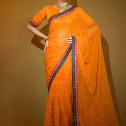 DIVASTRI Embellished Sequinned Poly Georgette Saree-picture-31