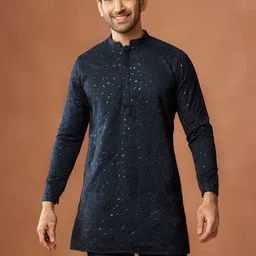 KISAH Abstract Embroidered Mandarin Collar Sequinned Straight Kurta With Trousers image 3
