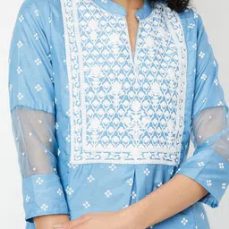 max Women Ethnic Motifs Embroidered Regular Thread Work Kurta with Trousers image 2