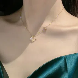 DressBerry Rose Gold-Plated Butterfly Shaped Pendant With Chain image 2