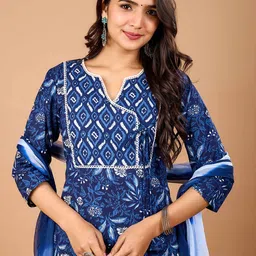 Le Mec Women Floral Embroidered Regular Pure Cotton Kurta & Trouser With Dupatta image 4