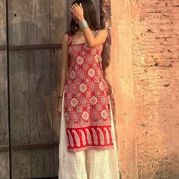 Aaghnya Women Ethnic Motifs Printed Sleeveless Knee Length Regular Straight Kurta-picture-21