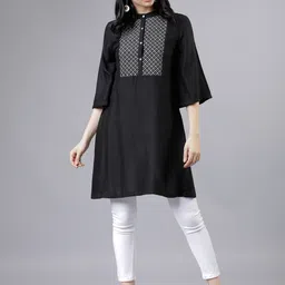 Vishudh Women Black & Maroon Embroidered Straight Kurta-image-49
