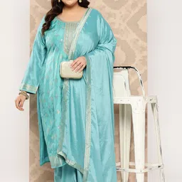EXTRA LOVE BY LIBAS Plus Size Ethnic Motifs Regular Kurta with Trousers & With Dupatta image 3