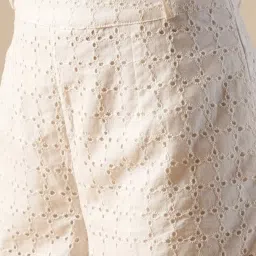 Globus White Cotton Self Shorts image 5