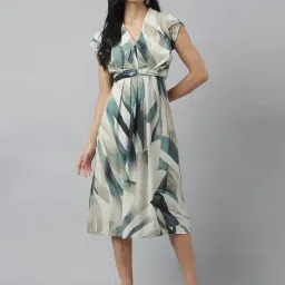 Latin Quarters Green Polyester Printed Dress-picture-32