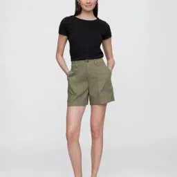GAP Green Regular Fit Solid Mid Rise Shorts image 3