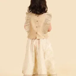 Fabindia Kids Off White Printed Regular Fit Lehenga Set image 2