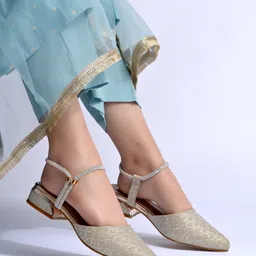 Shoetopia Shimmer Detailed Stone Embellished Sandals - Golden-picture-26